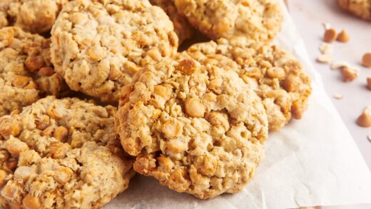 Chewy Oatmeal Butterscotch Cookies | Bake or Break