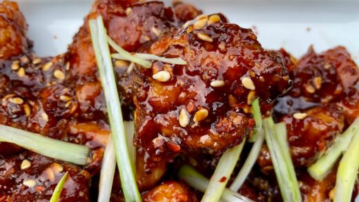 Chicken, Korean, gochujang, spices, spiced, spicy, chilli, takeout, takeaway, food, foodie, Surrey, streetfood, street food, airfried, air fryer, air-fried, air-fryer