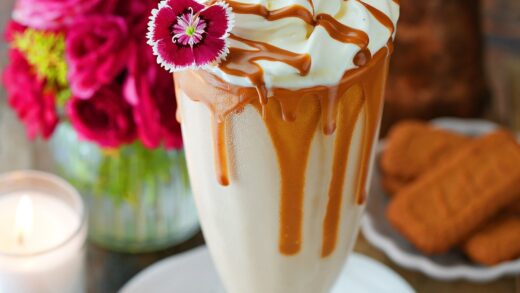 Lotus Biscoff ice cream shake recipe