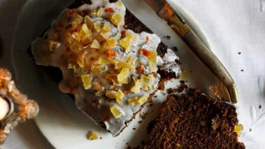 Gingerbread loaf cake with orange and whisky