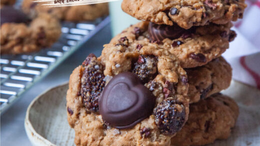 Oatmeal Dried Strawberry Cookies | Eat the Love