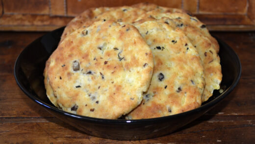 Potato-Mushroom Rieska - Scandinavian Bread