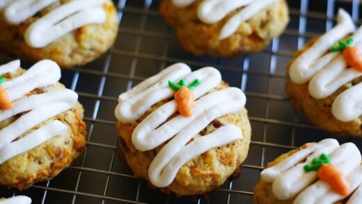 Carrot Cake Cookies | Bake at 350°