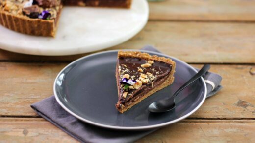 Chocolate Hazelnut Cheesecake Tart [with Video] – Butter Baking