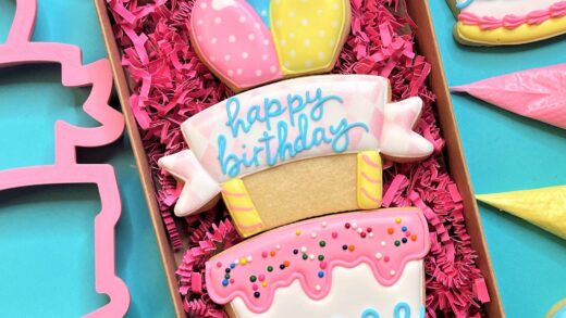 How to Decorate a Cake and Balloons Cookie Set
– The Flour Box