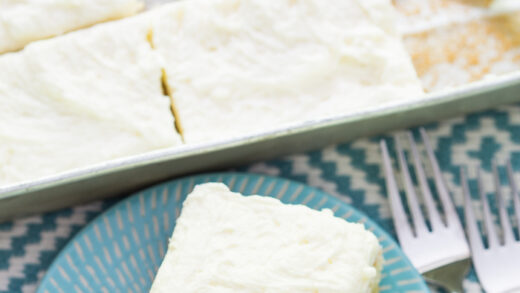 Lemon Cake with Whipped Icing