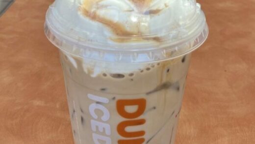 REVIEW: Dunkin' Churro Signature Latte - The Impulsive Buy