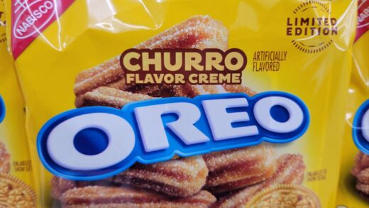 SPOTTED: Limited Edition Churro Oreo Cookies - The Impulsive Buy