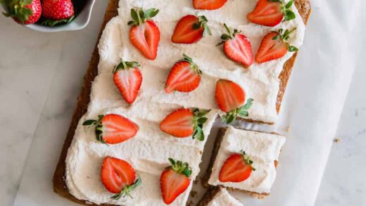 Easy Strawberry Lemon Sheet Cake