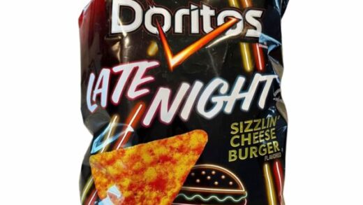 REVIEW: Doritos Late Night Sizzlin' Cheeseburger - The Impulsive Buy