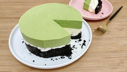 Matcha & Oreo Cookies Cheesecake – Karlin Patisserie