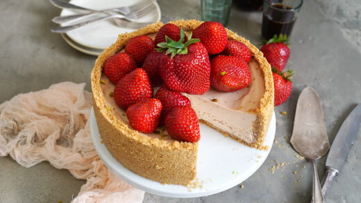 Baked Strawberry Cheesecake