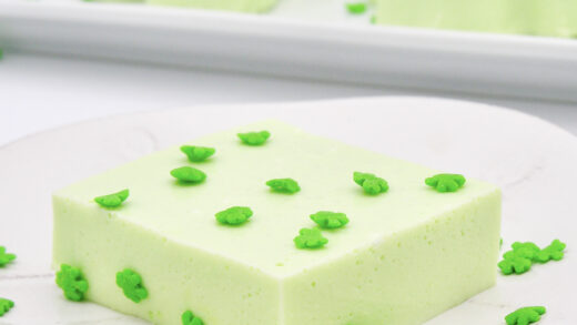 Leprechaun Lime Mousse | EASYBAKED