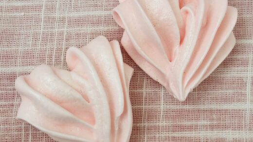 MERINGUE HEART COOKIES – Sweet Baking Adventures